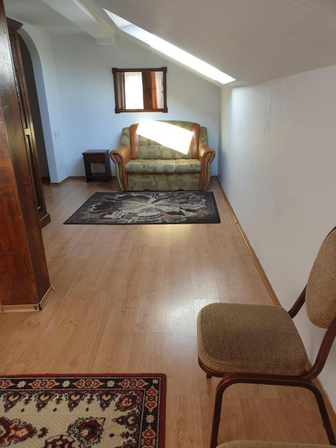 Motel Balcost Piatra Neamt Exterior photo