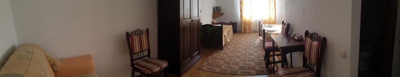 Motel Balcost Piatra Neamt Exterior photo