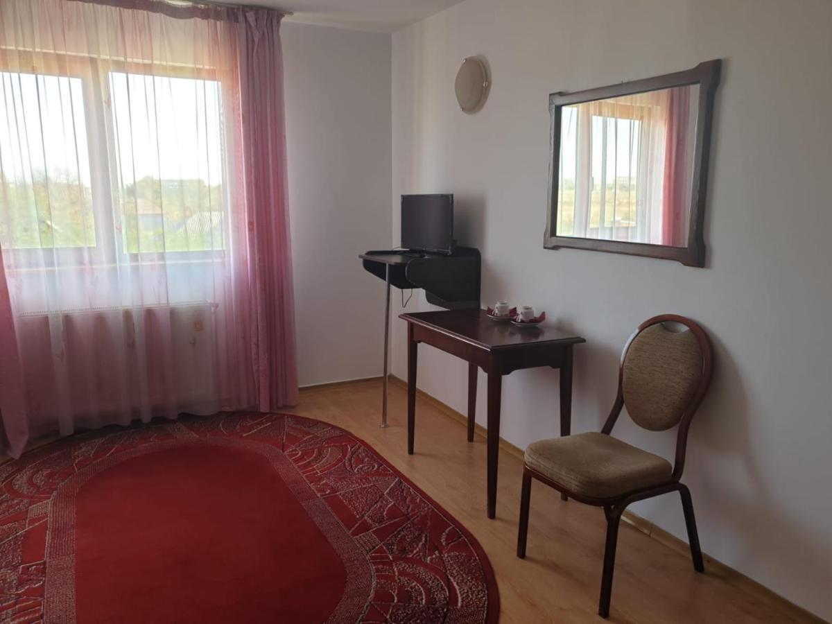 Motel Balcost Piatra Neamt Exterior photo